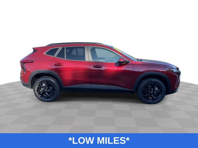 Used 2024 Chevrolet Trax LT w/ Driver Confidence Package FWD image 10