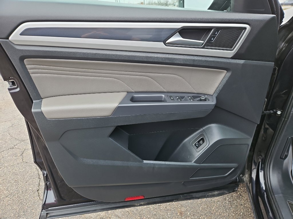 Used 2021 Volkswagen Atlas SE image 10