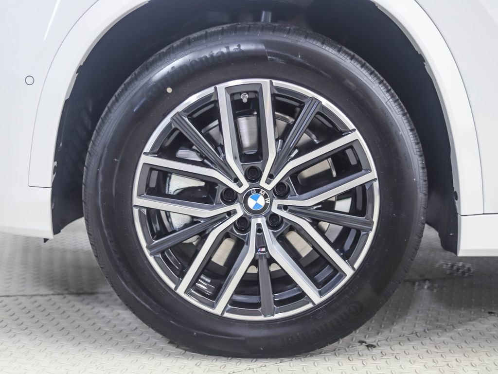 New 2026 BMW X1 xDrive28i w/ Technology Package image 2