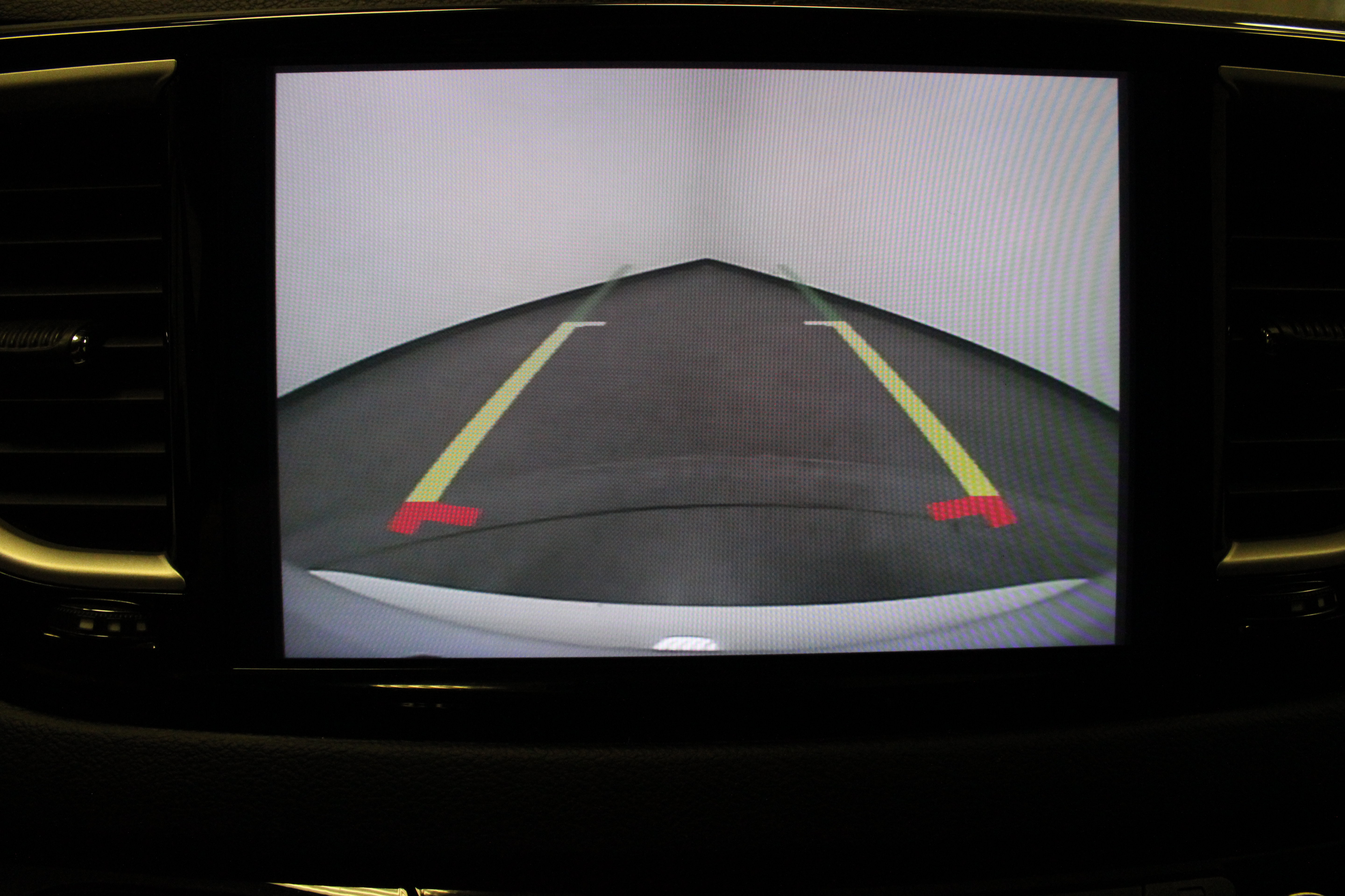 Used 2023 Chrysler Pacifica Touring-L FWD image 27