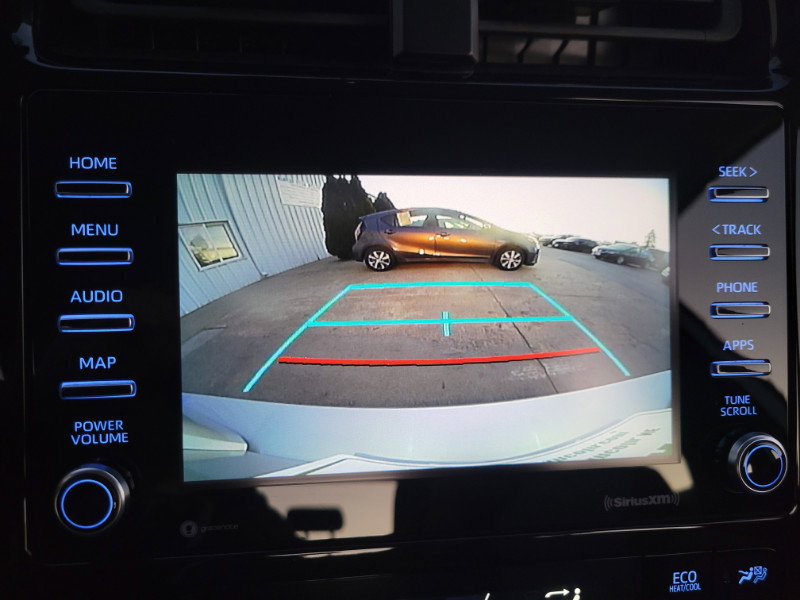 Used 2022 Toyota Prius LE FWD image 38