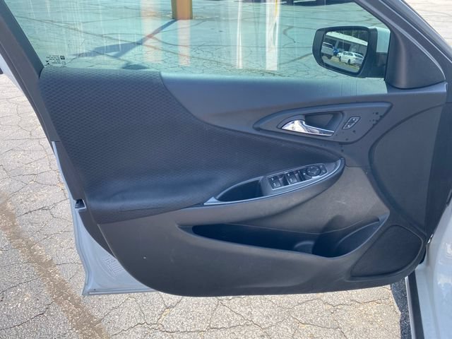 Used 2023 Chevrolet Malibu LT FWD image 11