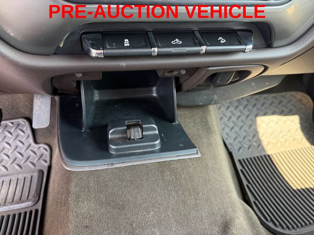 Used 2015 Chevrolet Silverado 1500 LT w/ All Star Edition AWD/4WD image 22
