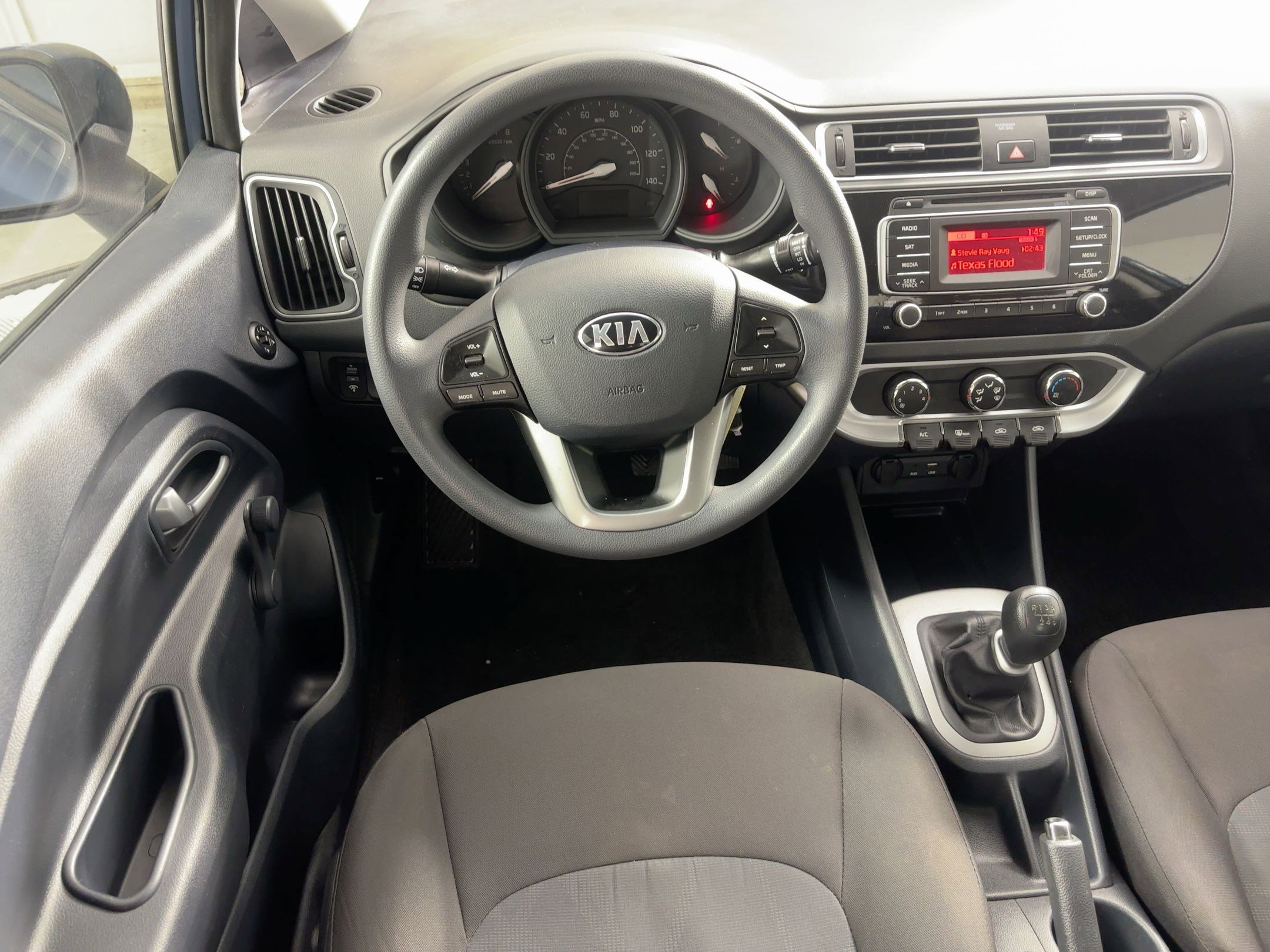 Used 2016 Kia Rio LX image 24