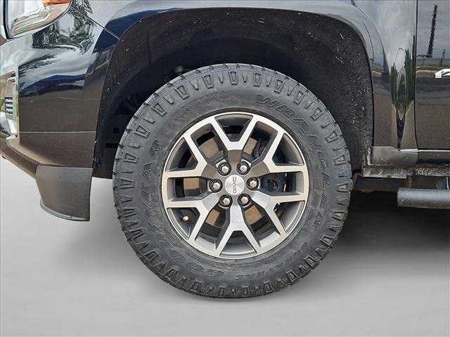 Used 2021 GMC Canyon AT4 w/ Driver Alert Package AWD/4WD image 23