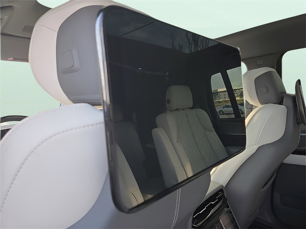 New 2026 Cadillac Escalade IQ Luxury 1 w/ LPO, Floor Liner Package image 16