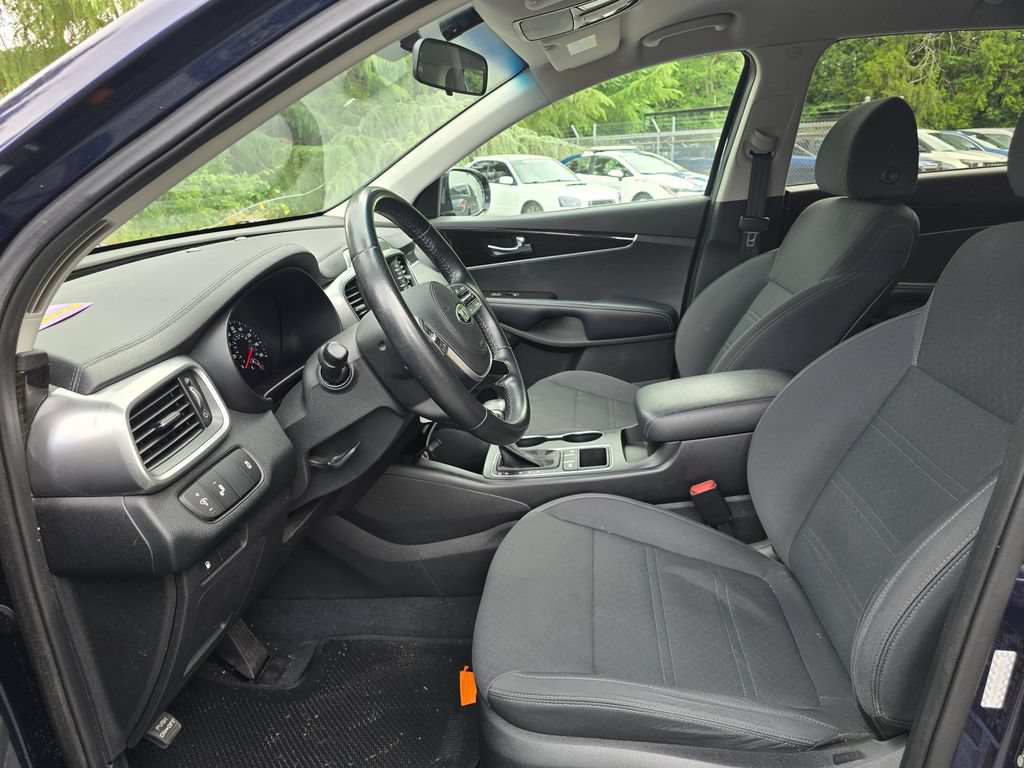 Used 2020 Kia Sorento LX w/ LX I4 Convenience Package FWD image 8