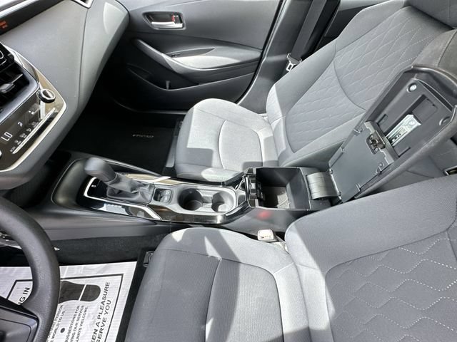 Used 2021 Toyota Corolla LE FWD image 28