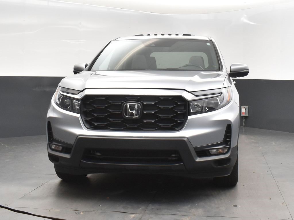 Used 2025 Honda Passport EX-L image 10