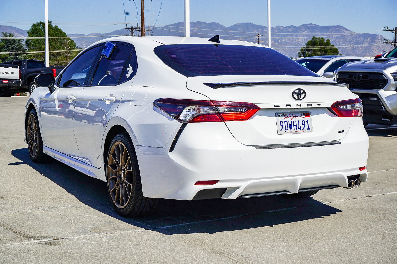 Used 2023 Toyota Camry SE w/ Protection Package (Q2) (TMS) FWD image 5