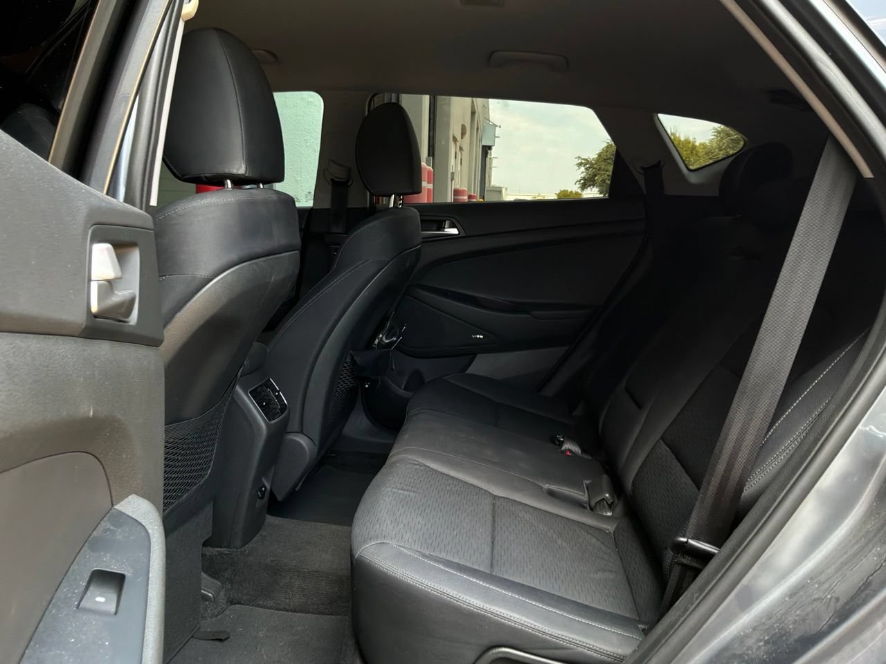 Used 2019 Hyundai Tucson Sport FWD image 12