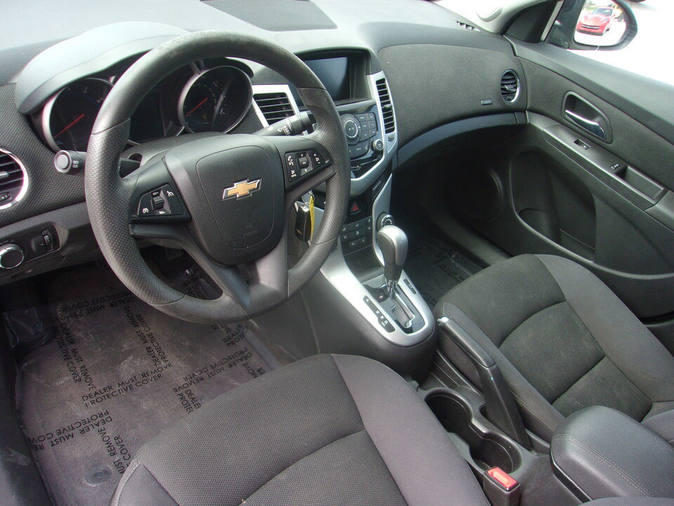 Used 2016 Chevrolet Cruze LT FWD image 7