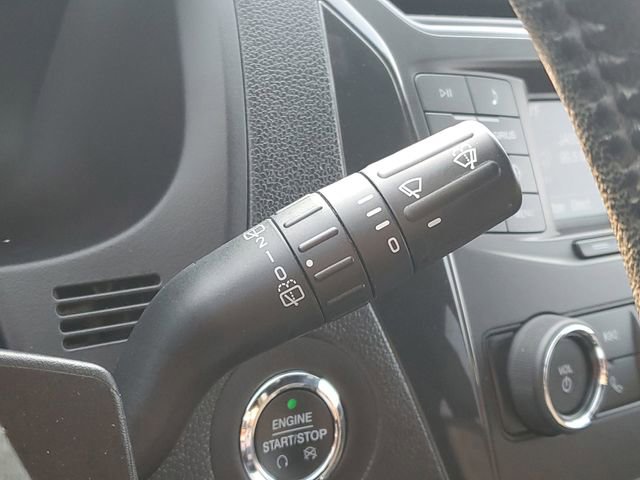 Used 2018 Ford Explorer XLT image 21