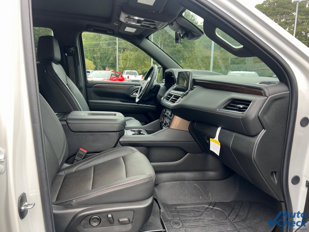 Used 2024 Chevrolet Tahoe High Country w/ Premium Package image 21