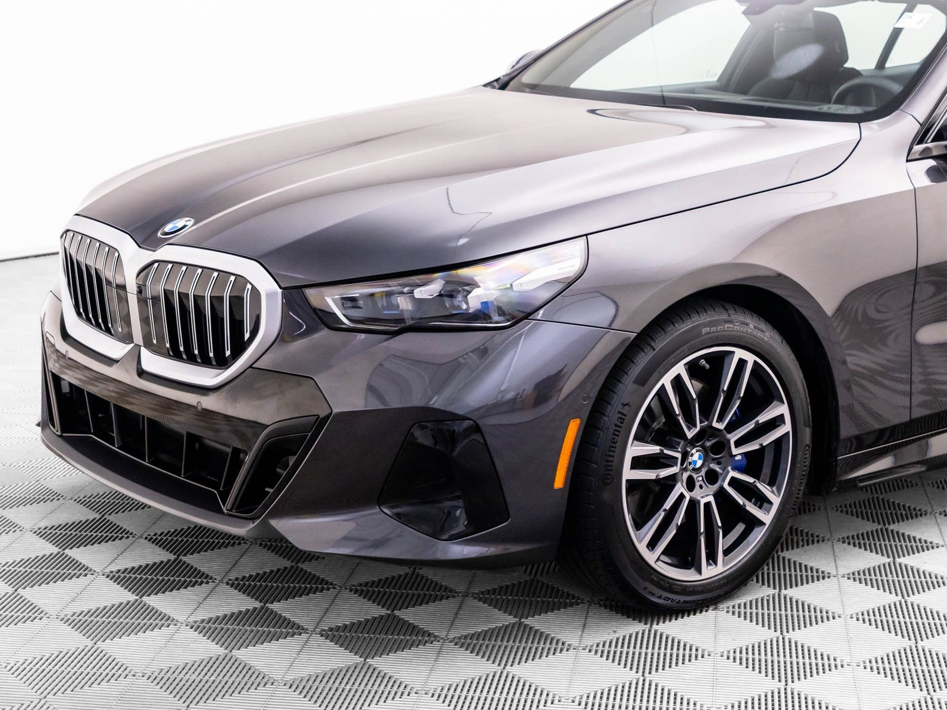 Certified 2026 BMW 530i xDrive AWD/4WD image 35
