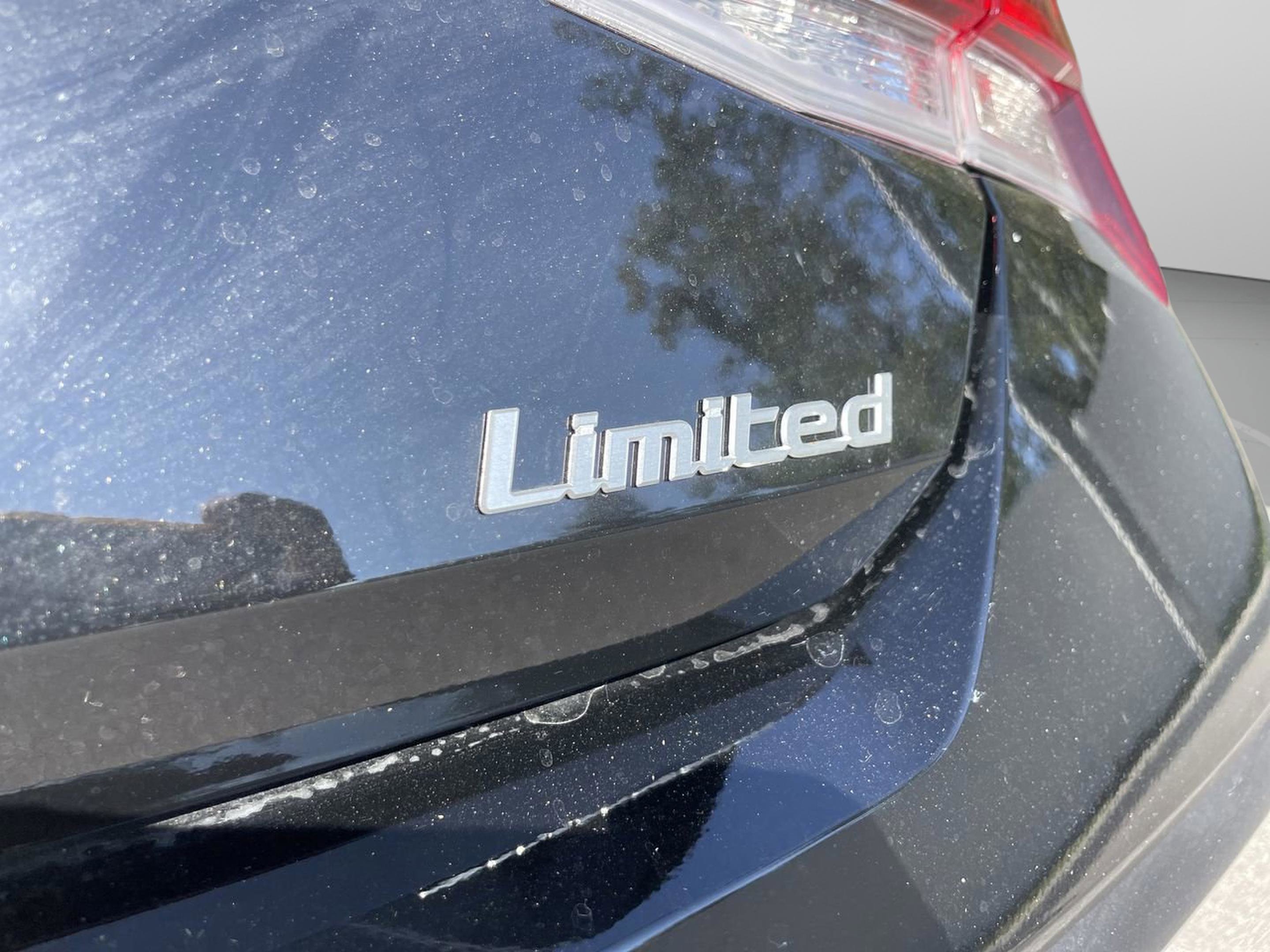 New 2026 Hyundai Elantra Limited image 23