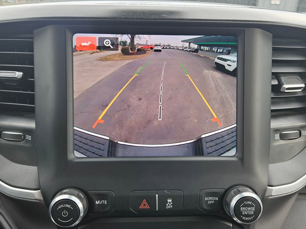 Used 2023 RAM 2500 Big Horn w/ Level 1 Equipment Group image 18