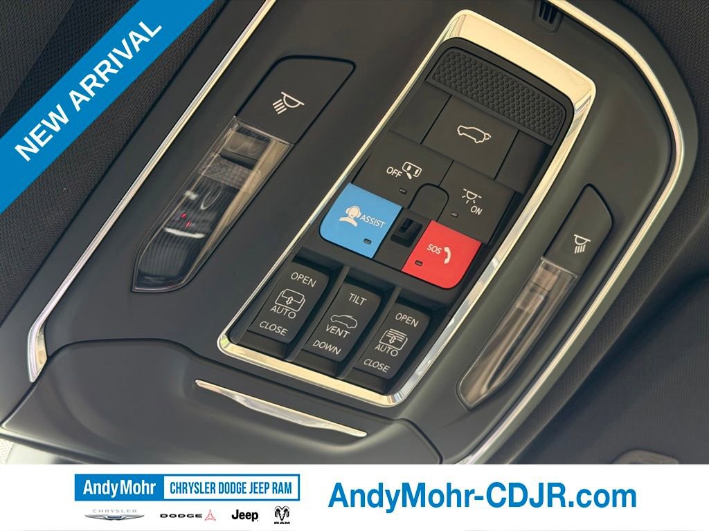 Used 2024 Jeep Grand Cherokee Limited w/ Luxury Tech Group II AWD/4WD image 21