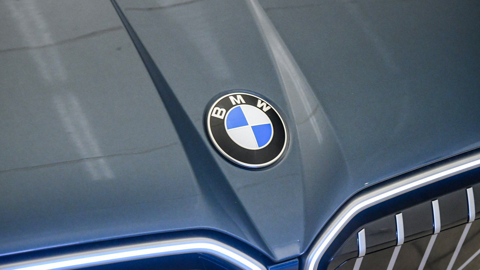 Used 2026 BMW X3 xDrive30i w/ Premium Package AWD/4WD image 8