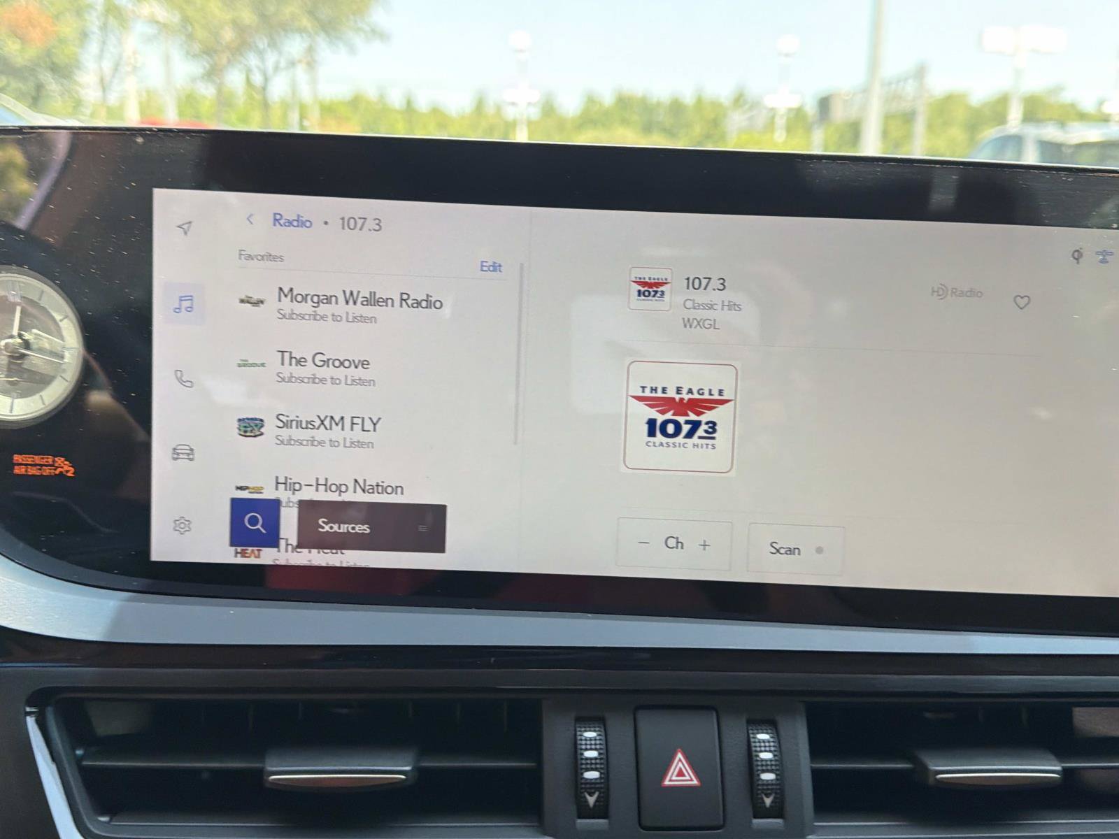 Used 2025 Lexus ES 350 w/ Premium Package FWD image 20