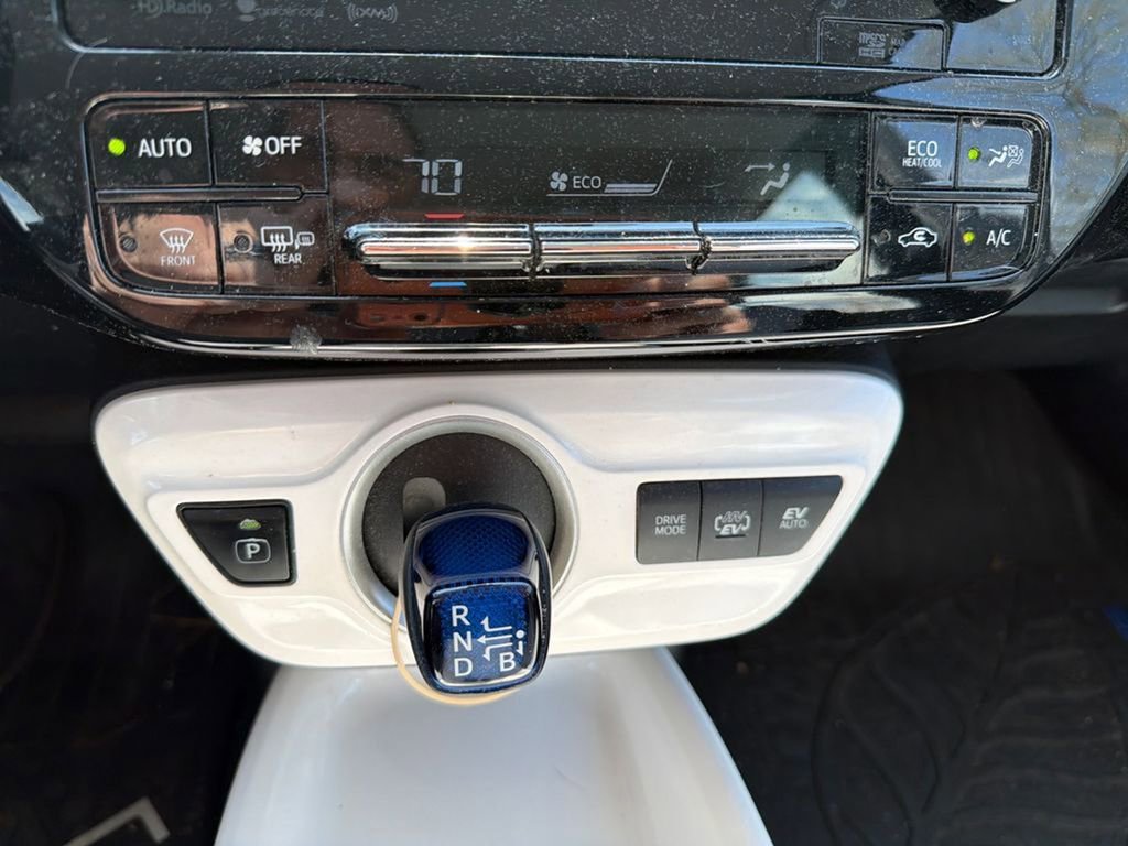 Used 2017 Toyota Prius Prime Plus image 11