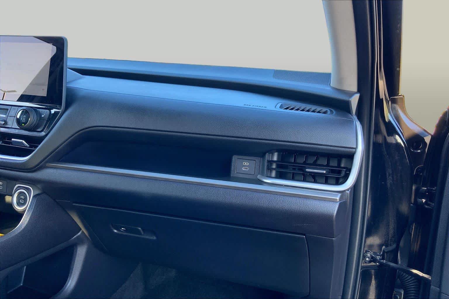 Used 2025 Toyota Grand Highlander AWD image 18