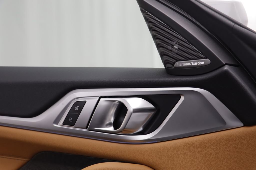 New 2026 BMW i4 xDrive40i w/ Premium Package AWD/4WD image 8