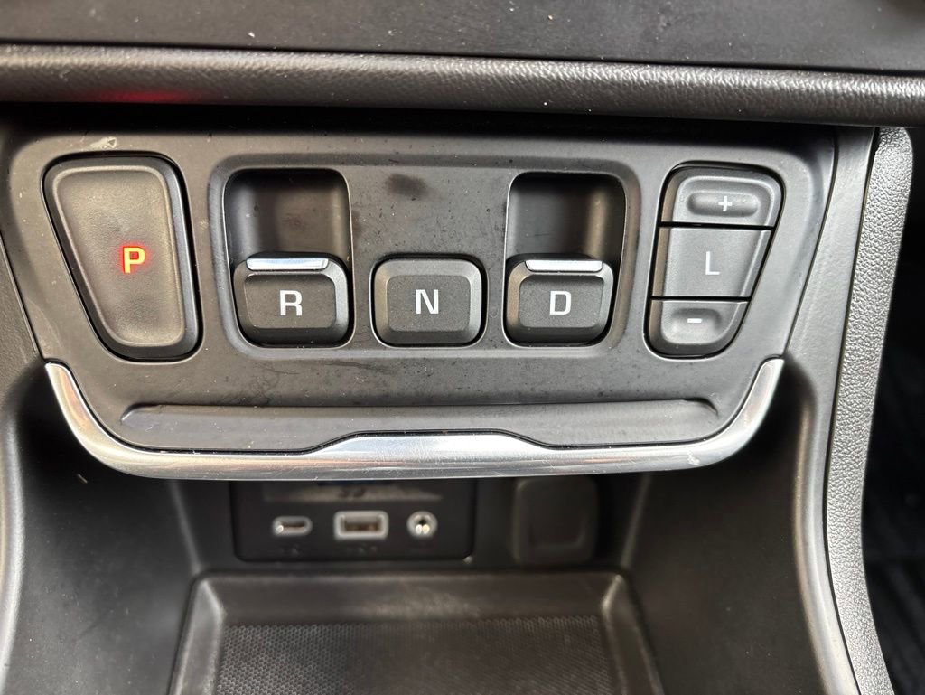 Used 2020 GMC Terrain SLT w/ Preferred Package AWD/4WD image 30