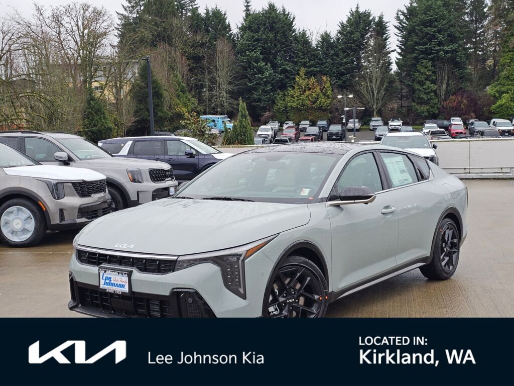 New 2025 Kia K4 GT-Line Turbo image 1
