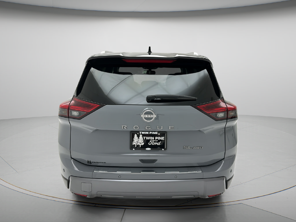 Used 2024 Nissan Rogue SL w/ SL Premium Package AWD/4WD image 7