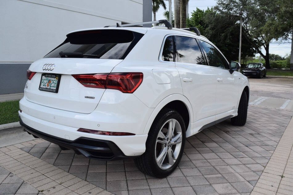 Used 2020 Audi Q3 2.0T Premium w/ Convenience Package AWD/4WD image 6