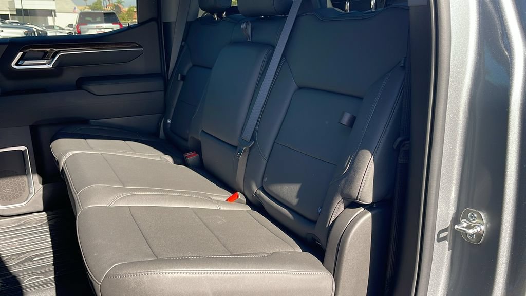 New 2026 GMC Sierra 1500 Elevation w/ Elevation Premium Package AWD/4WD image 15