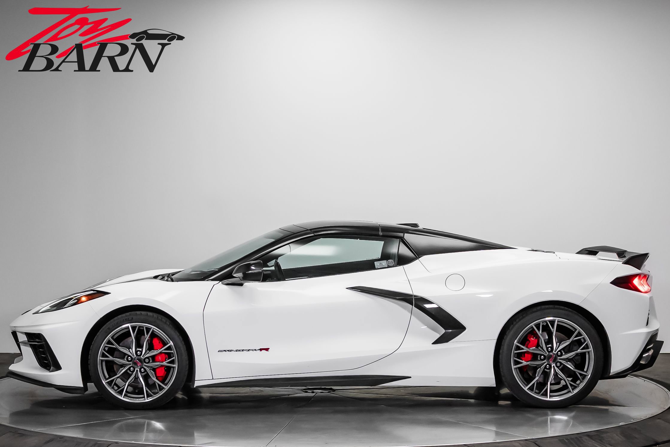 Used 2023 Chevrolet Corvette Stingray Preferred Conv w/ Z51 Performance Package RWD image 10