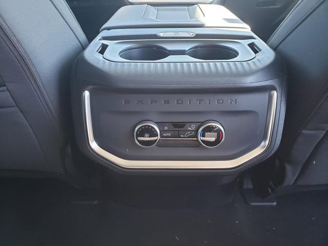 New 2025 Ford Expedition Max Active image 15