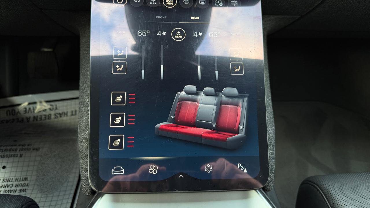 Used 2024 Lucid Air Touring image 57