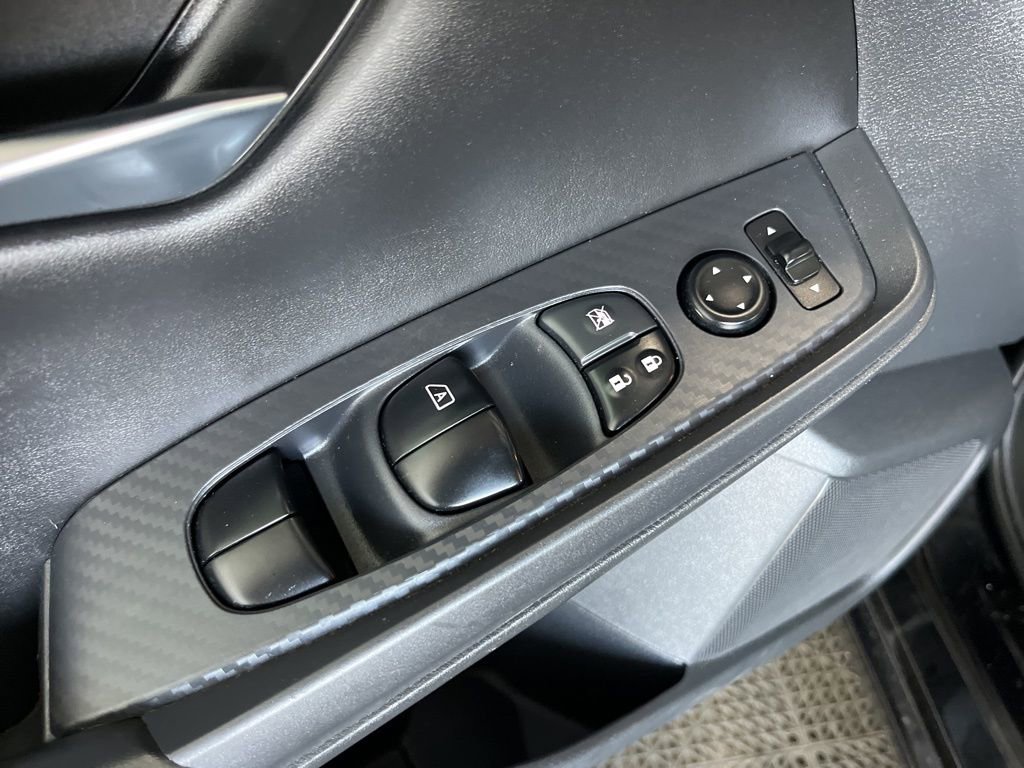 Used 2020 Nissan Sentra SV image 4