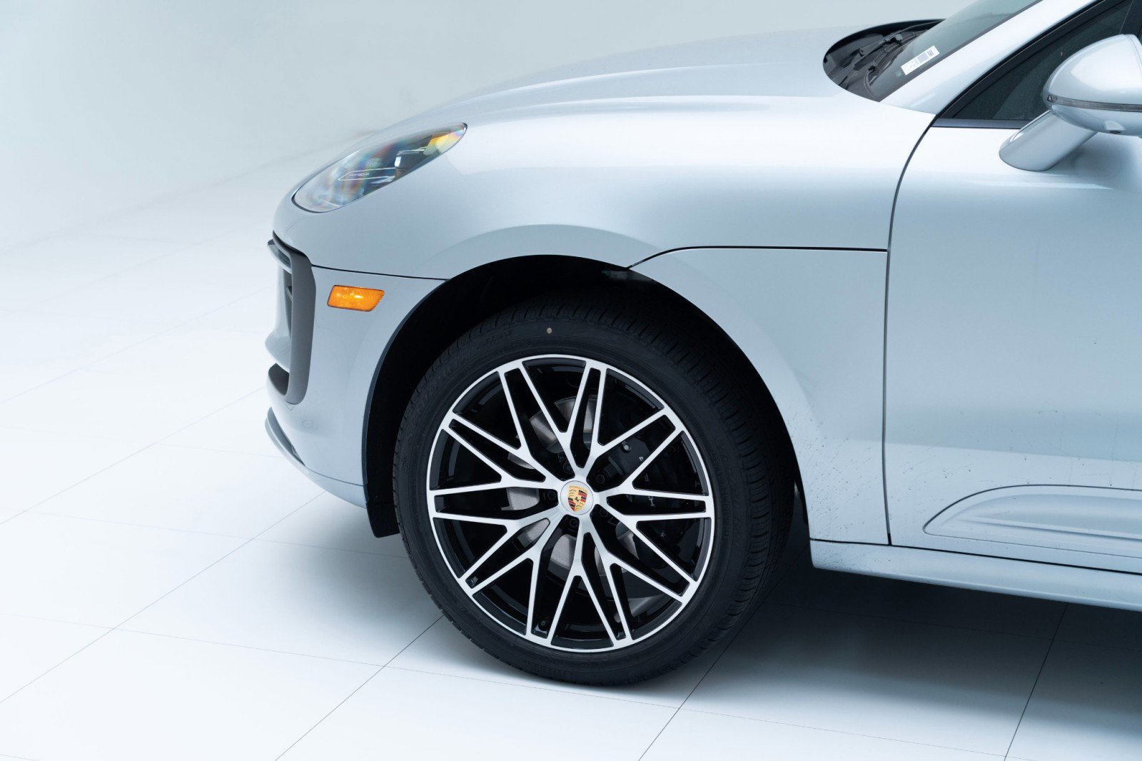 New 2025 Porsche Macan image 11