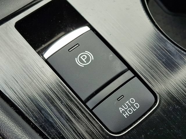 Used 2023 Nissan Rogue Platinum AWD/4WD image 24