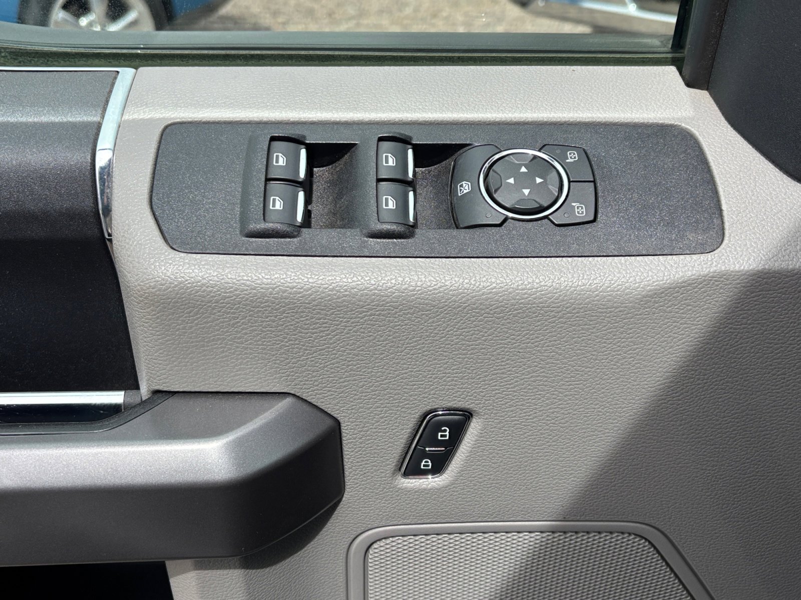 Used 2019 Ford F250 XLT image 16