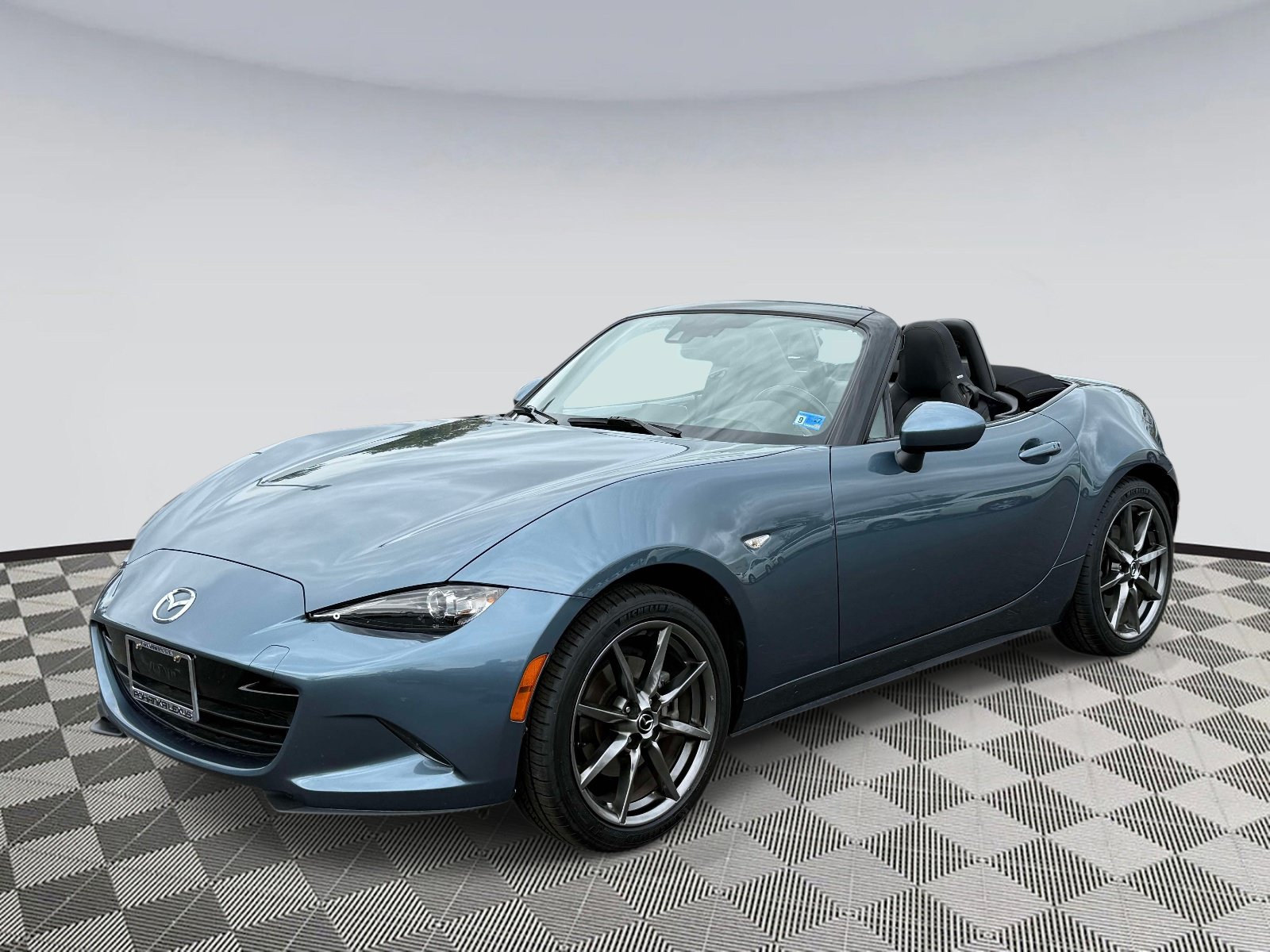 Used 2016 MAZDA MX-5 Miata Grand Touring RWD image 6