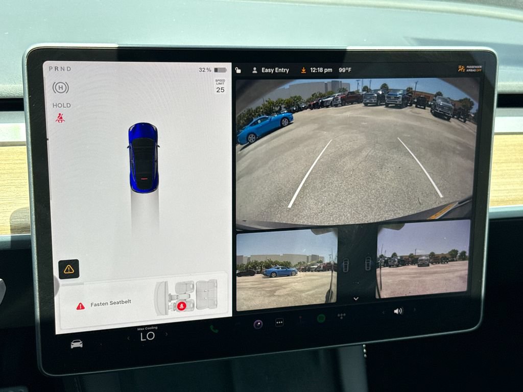 Used 2023 Tesla Model Y Performance AWD/4WD image 19