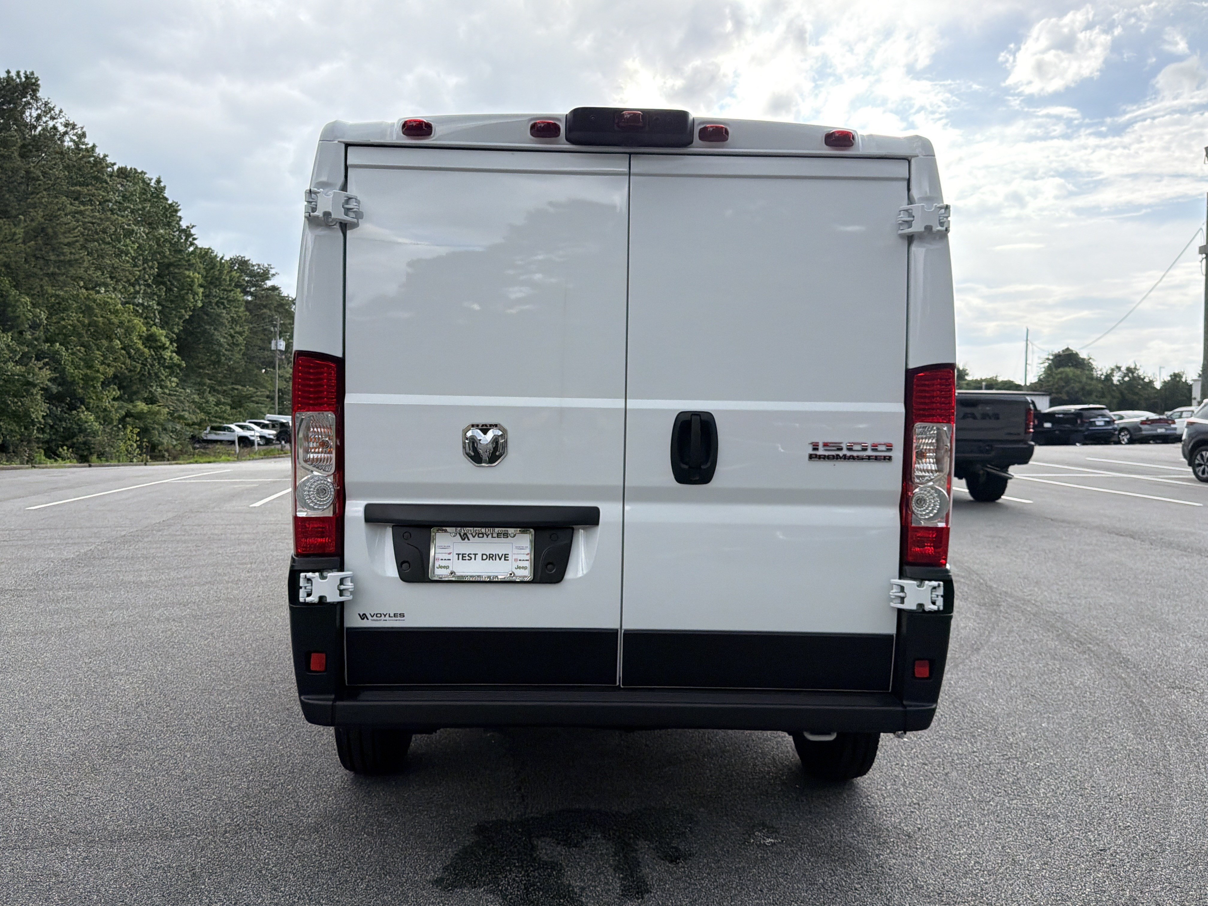 New 2026 RAM ProMaster 1500 w/ Safety Group FWD image 7