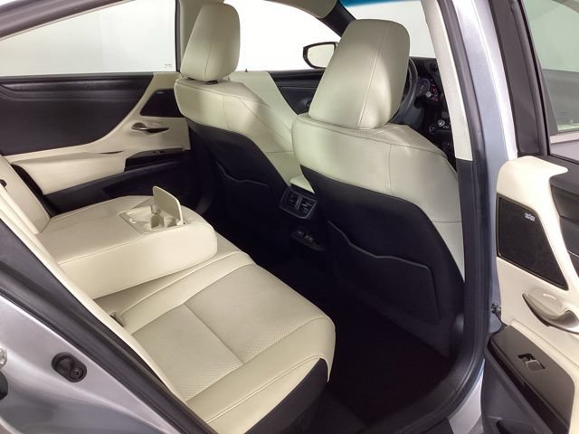Used 2022 Lexus ES 300h w/ Premium Package FWD image 38