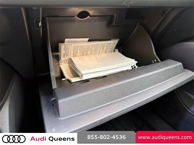 Used 2025 Audi Q4 e-tron Premium w/ Convenience Package image 27