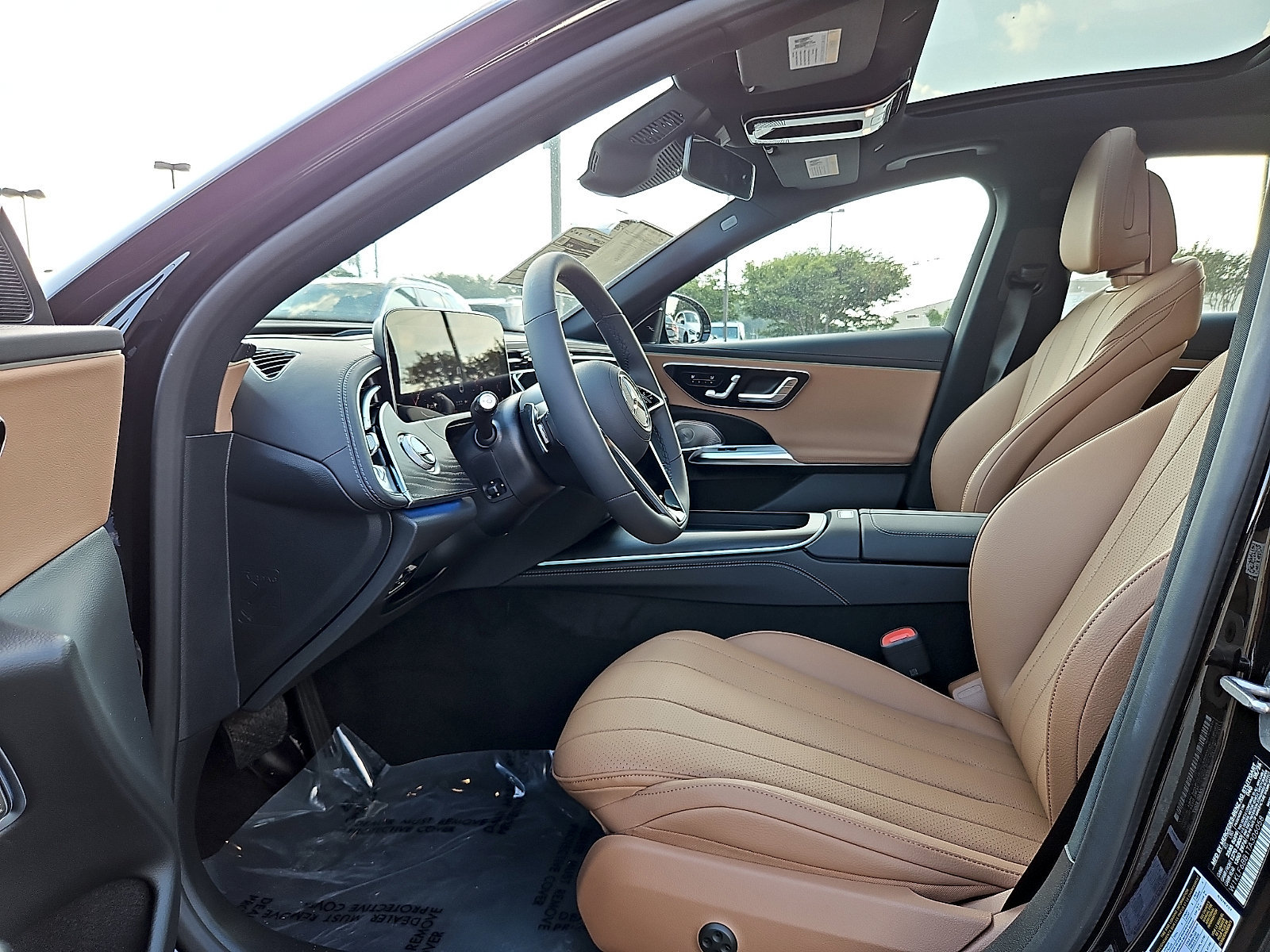 New 2026 Mercedes-Benz E 450 4MATIC Sedan image 9
