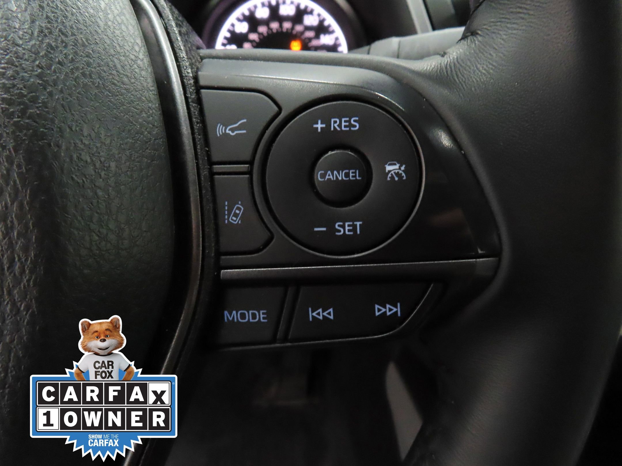 Used 2024 Toyota Camry SE image 13