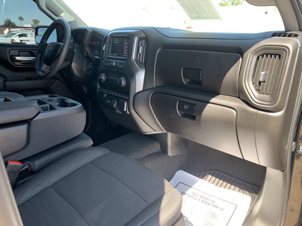Certified 2026 Chevrolet Silverado 1500 Custom w/ Rally Edition RWD image 27