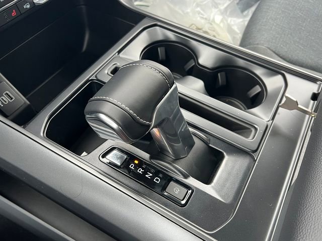 New 2025 Ford F150 Lightning XLT AWD/4WD image 19