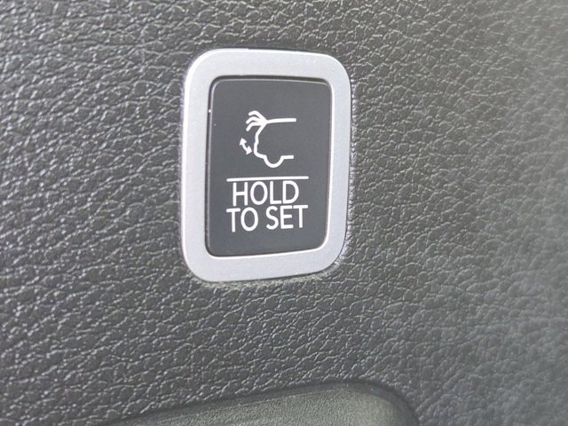 Used 2024 Jeep Wagoneer Series II image 31