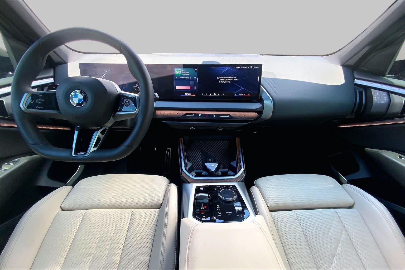 Used 2025 BMW X3 xDrive30i w/ M Sport Package AWD/4WD image 16